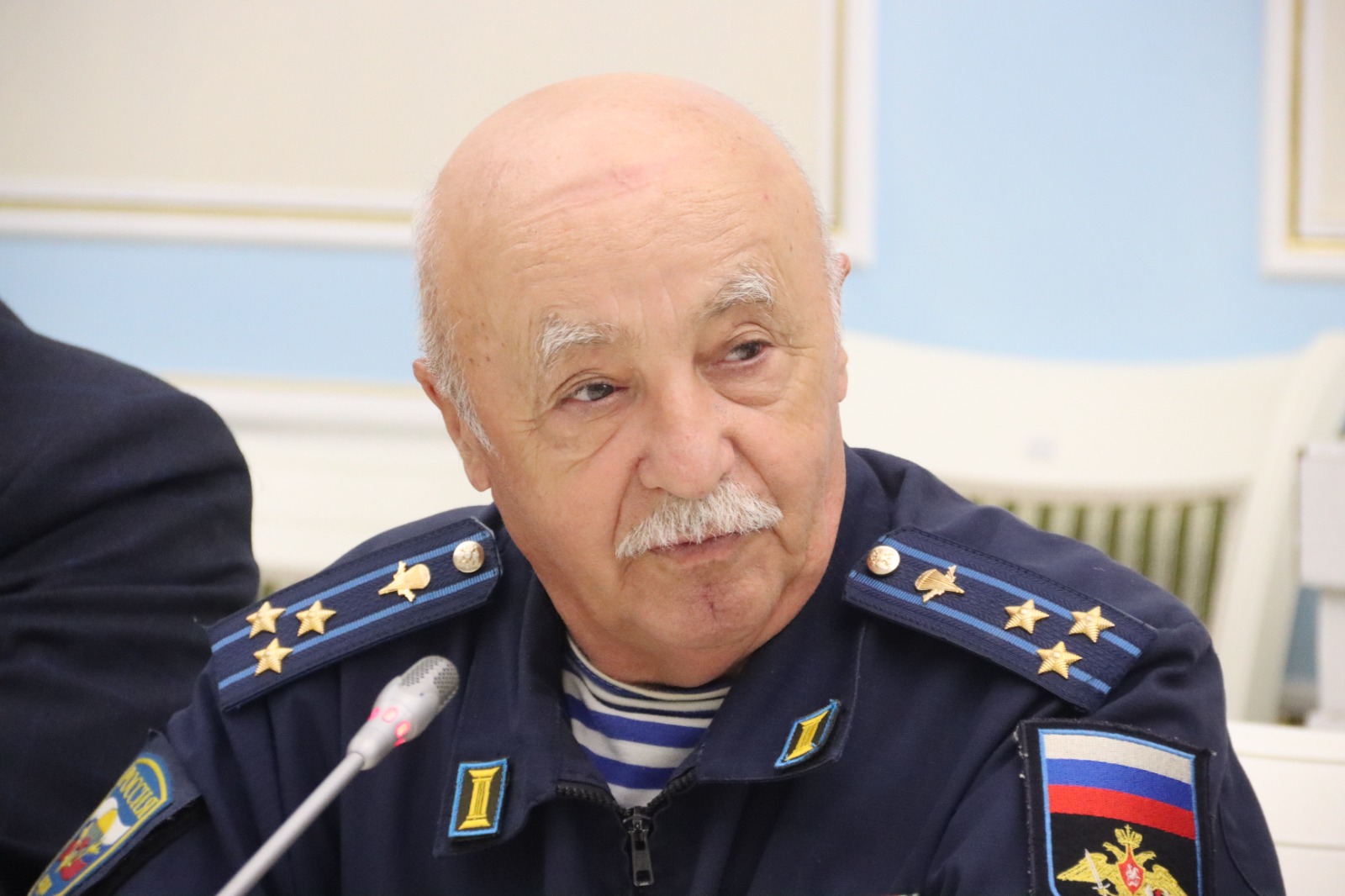 Встреча героев Отечества с руководством Махачкалы